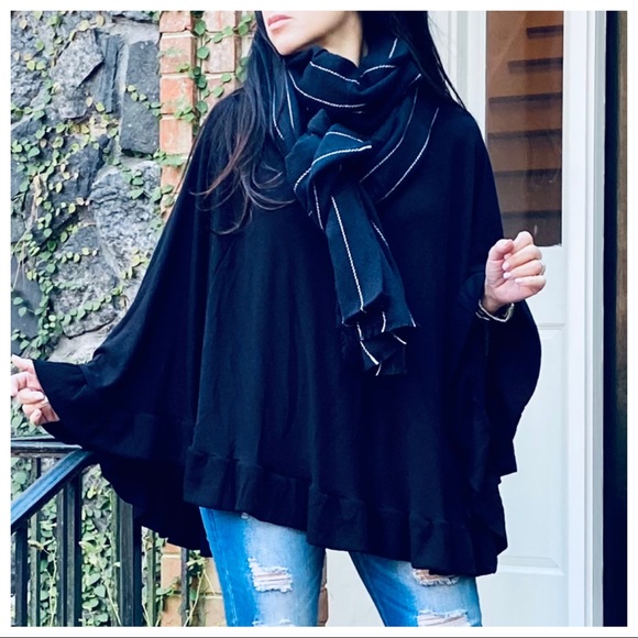 Holiday perfect black soft knit ruffle hem poncho - Picture 9 of 9
